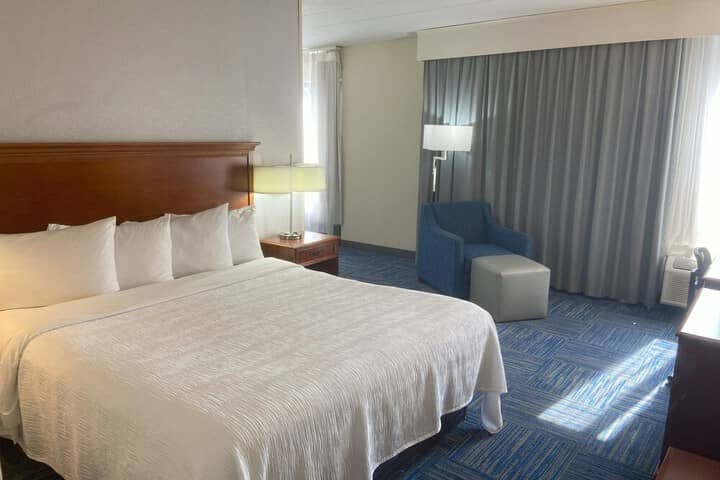 Room 3 of 15